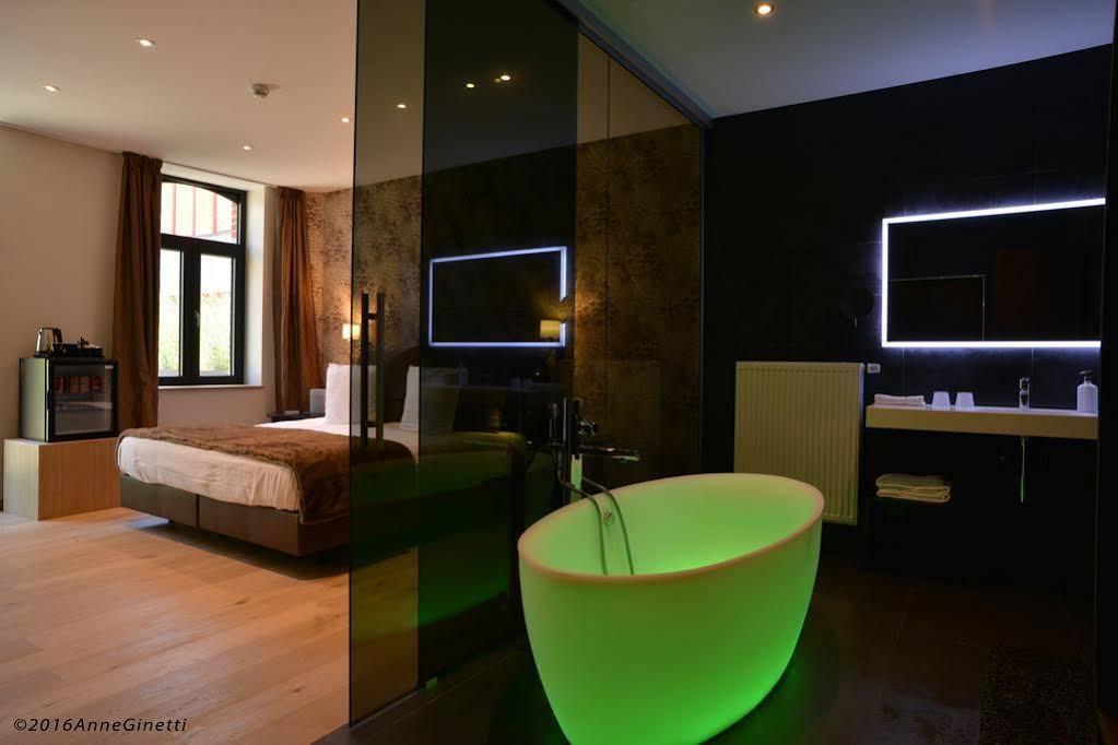 Hotel Le Manoir 마르쉐앵파멩느 외부 사진