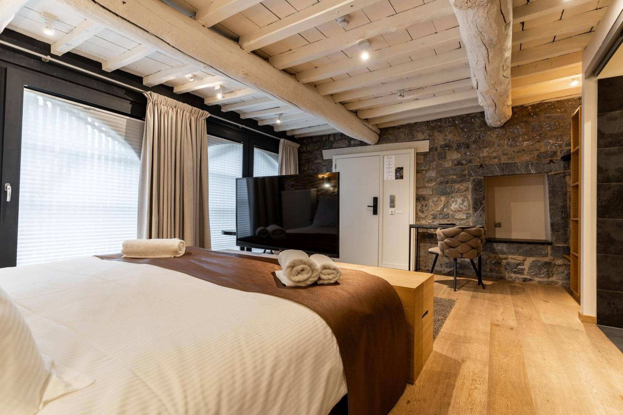 Hotel Le Manoir 마르쉐앵파멩느 외부 사진