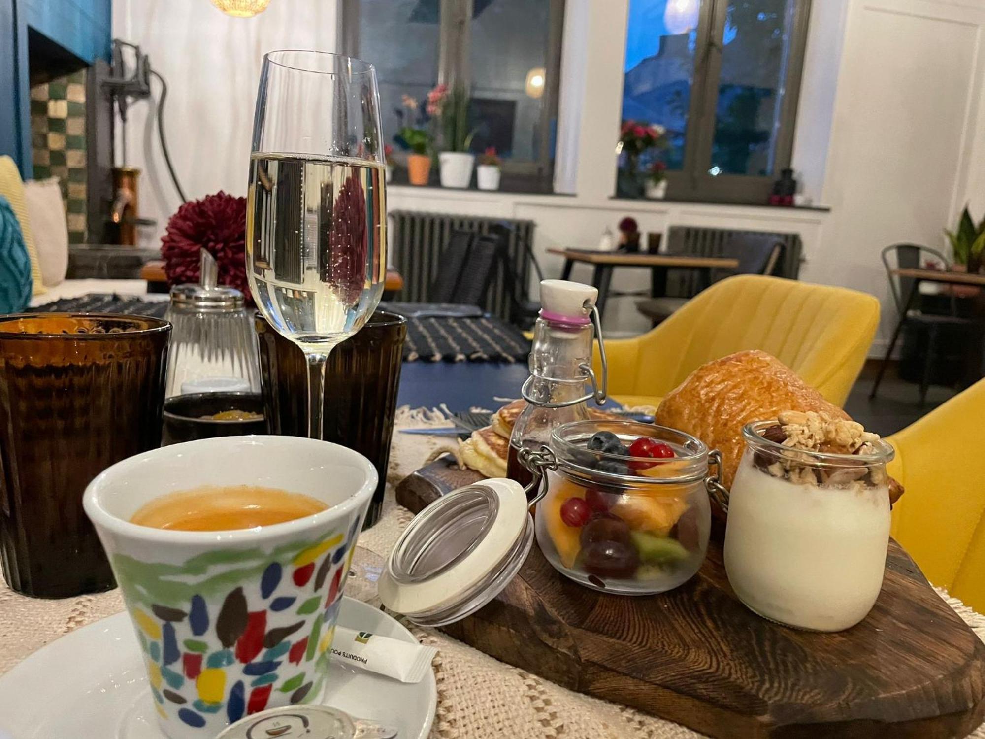 Hotel Le Manoir 마르쉐앵파멩느 외부 사진